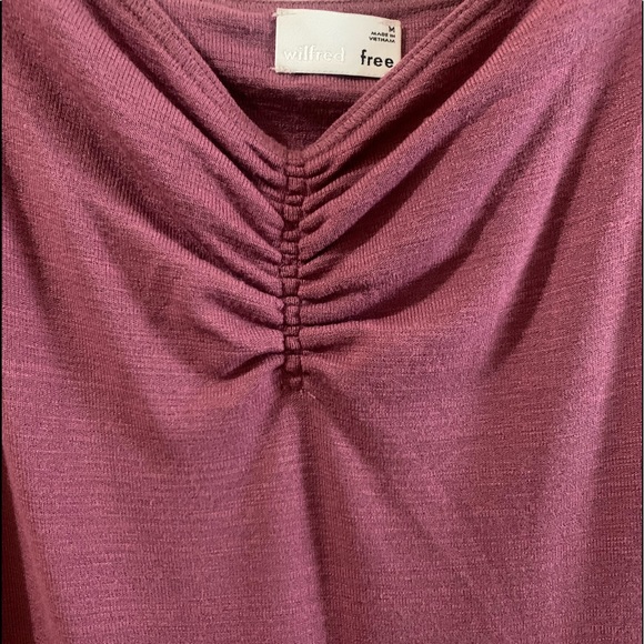 Aritzia (Wilfred label) knit dress. Size M, form fitting. Never worn - Picture 3 of 3